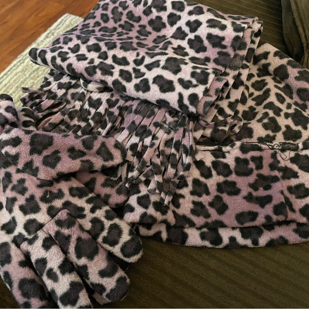 Leopard Print Scarf, hat and Gloves Set